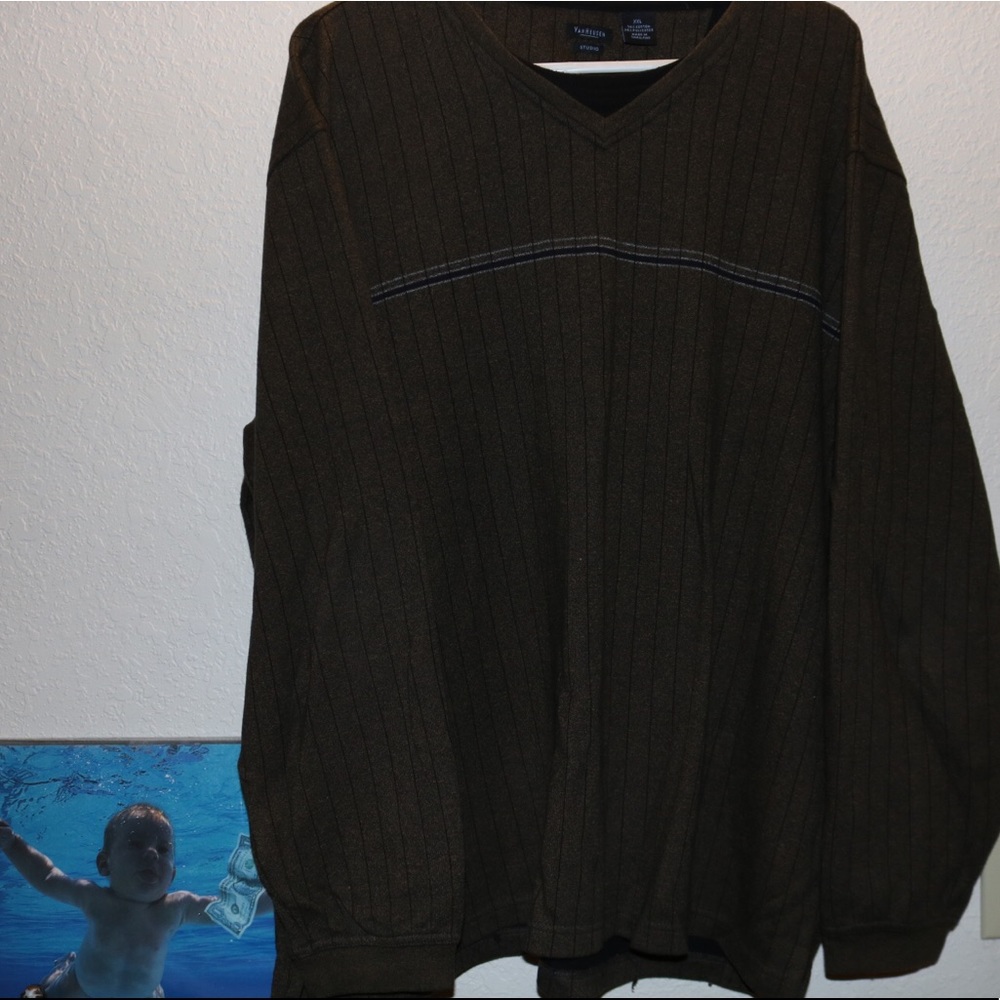 VanHeusen sweater